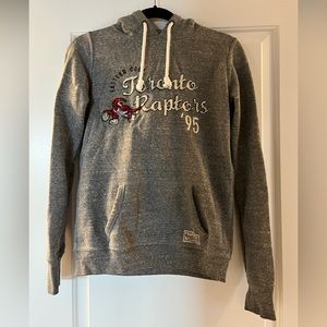 Vintage style Raptors sweatshirt